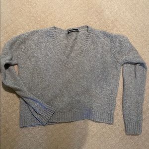 Brandy Melville grey cropped sweater